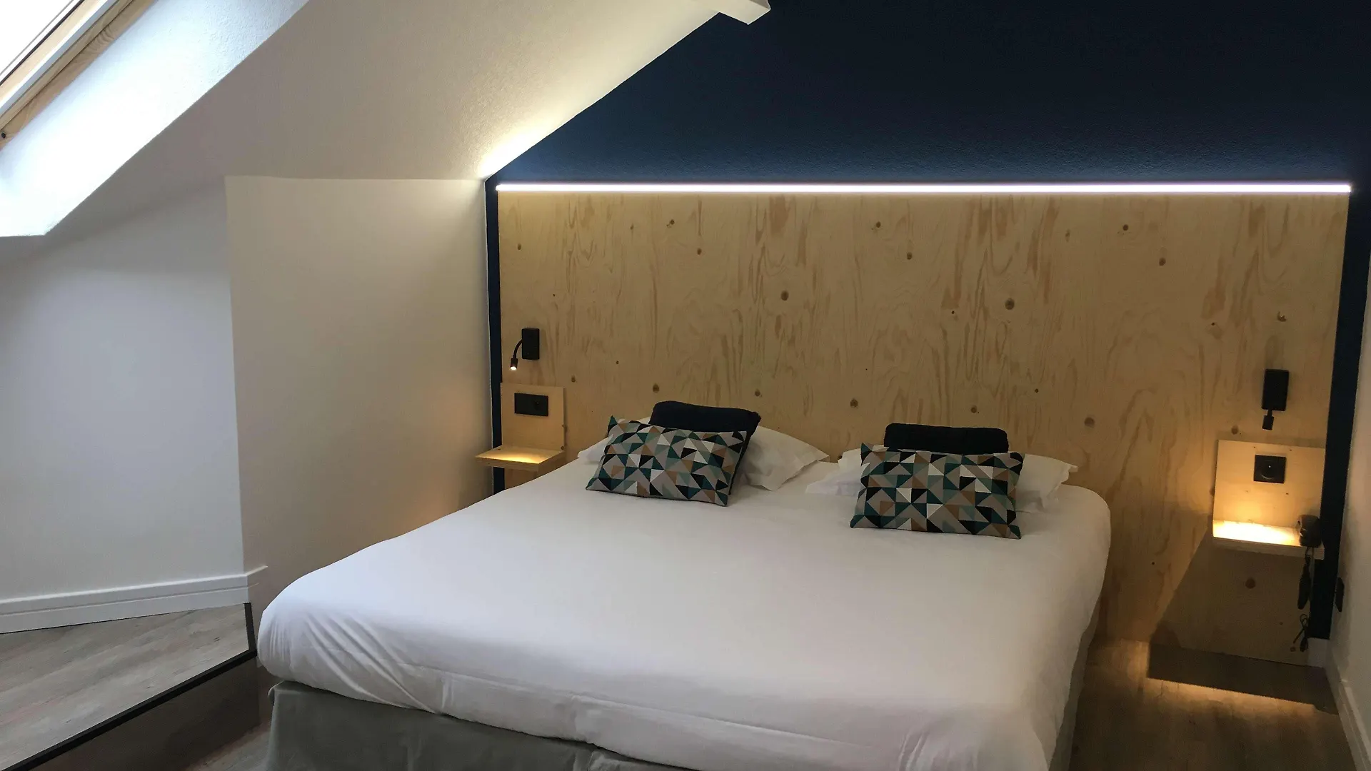 ***  Best Western Bridge Hotel Lyon East Jons France
